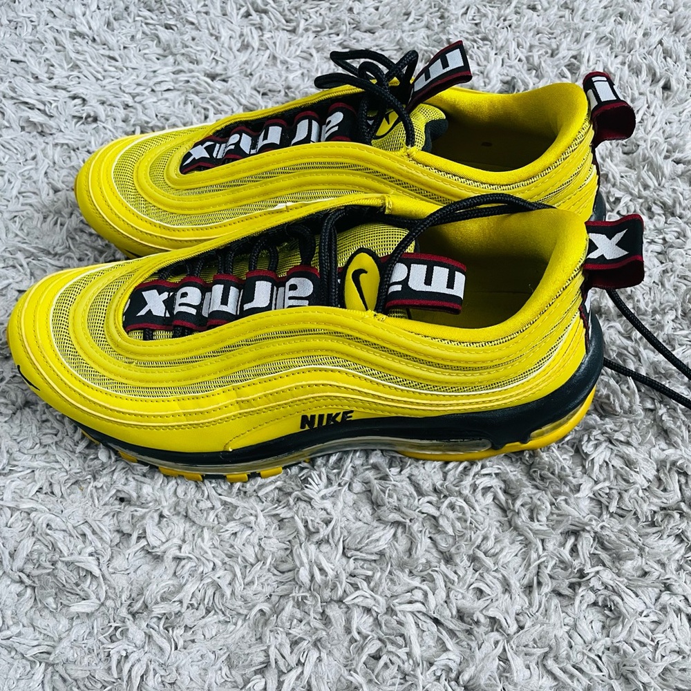Nike Air Max Yellow Size 8